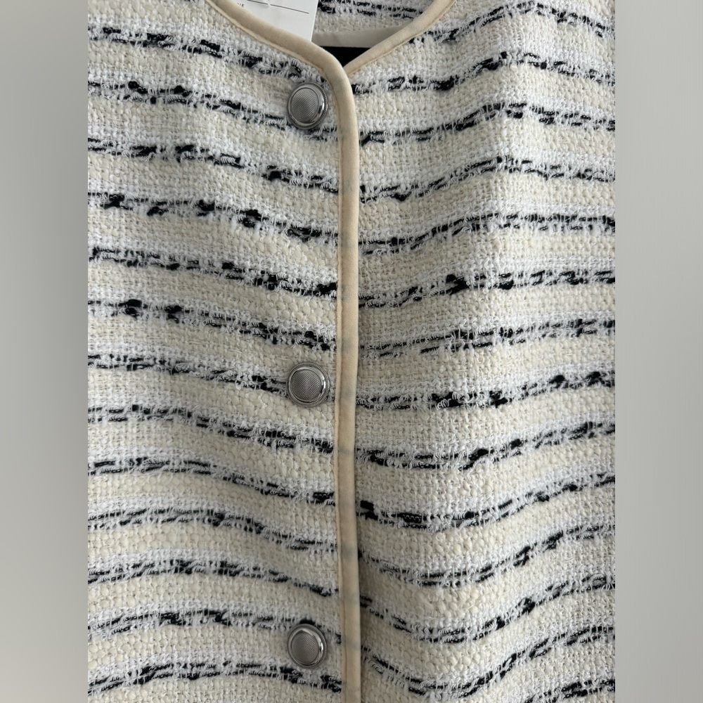H&M Textured Weave Jacket - Picture 3 of 3